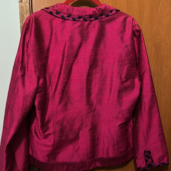 Silk Jacket with Buttons Closure - Picture 6 of 6
